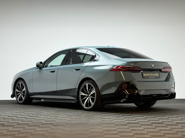 Image for 2024 BMW i5 40 EDRIVE M SPORT PRO