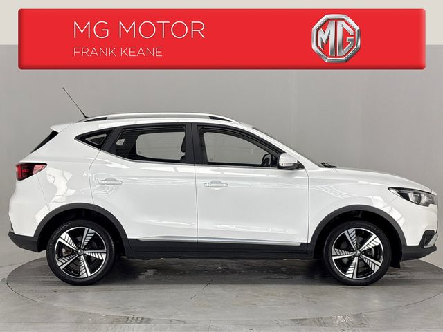 Image for 2020 MG ZS EXCLUSIVE EV 143PS 5DR AUTO**Semi Digital Dash**Touchscreen Media**Reverse Camera**Panoramic Roof**Black Leather Interior**Heated Seats**Keyless/Start**Electric Seats**Apple CarPlay**Isofix**