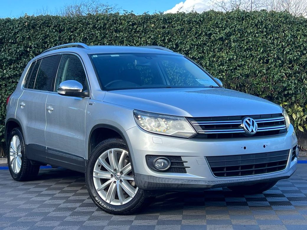 Image for 2015 Volkswagen Tiguan LOUNGE EDITION 1.2 TSI // FULL SERVICE HISTORY // 18" ALLOYS // REVERSE CAMERA