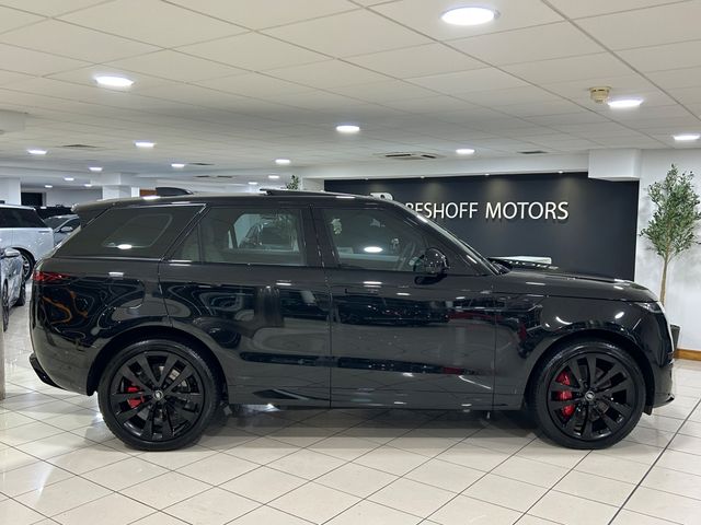 Image for 2024 Land Rover Range Rover Sport P460e HSE DYNAMIC=€145K NEW//HUGE SPEC//D REG=1 OWNER IRISH JEEP WITH LAND ROVER SERVICE HISTORY & BALANCE OF 5 YEAR WARRANTY=TAILORED FINANCE PACKAGES AVAILABLE=TRADE IN'S WELCOME