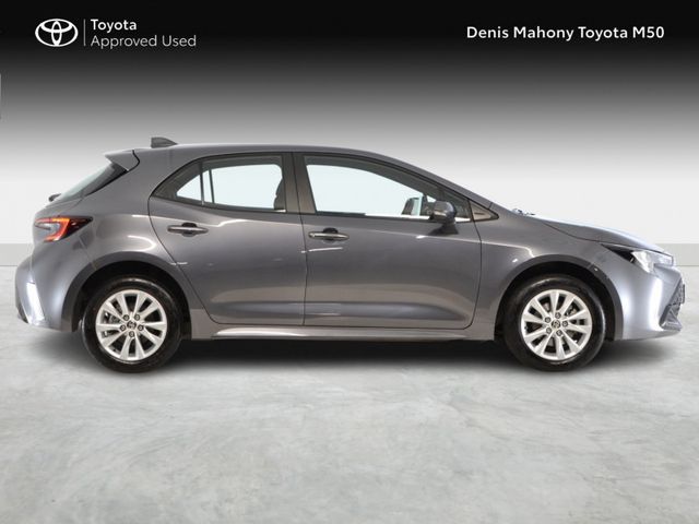 Image for 2025 Toyota Corolla Luna Hybrid Auto