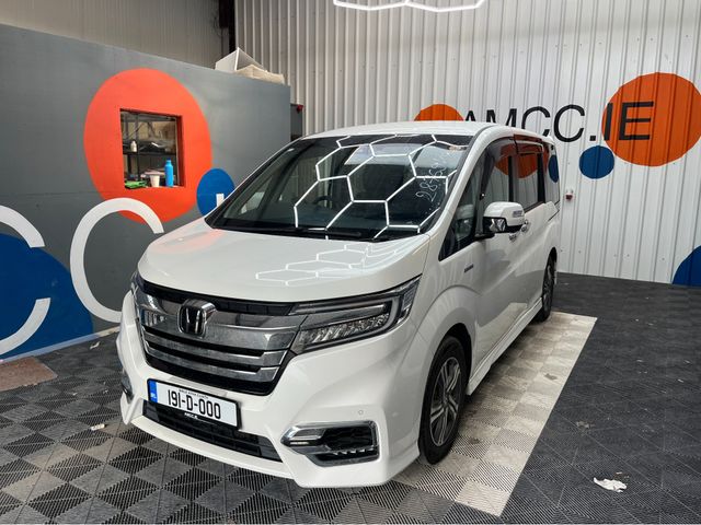 Image for 2019 Honda Stepwagon €24950 2019 HONDA STEPWAGON G HYBRID SENSING 2.0 AUTOMATIC / CRUISE CONTROL / REVERSE CAMERA / HEATED SEATS / AUTOMATIC DOORS / 7 SEATS AND MORE