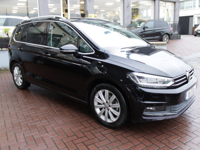 Image for 2018 Volkswagen Touran 2.0TDI 150BHP HIGHLINE 7 SEATER AUTOMATIC // IMMACULATE CONDITION THROUGHOUT // BUY WITH CONFIDENCE AA AND SIMI APPROVED DEALER 2025 // FINANCE ARRANGED // ALL TRADE INS WELCOME // 
