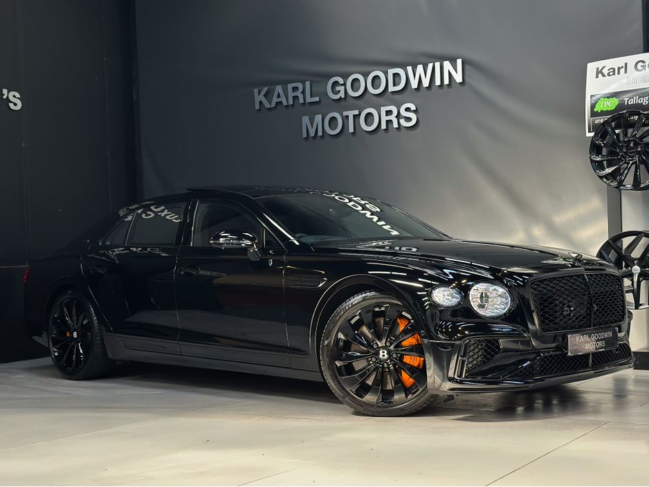 Image for 2026 Bentley Flying Spur V8 BLACK EDITION AKRAPOVIC 