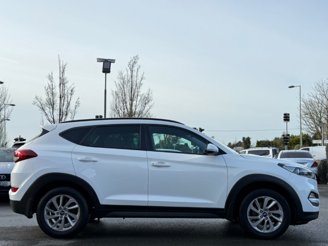 Image for 2016 Hyundai Tucson 1.7 DIESEL PREMIUM *LOW KMS & HUGE SPEC*
