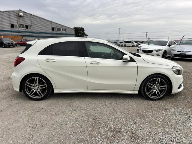 Image for 2016 Mercedes-Benz A Class A180