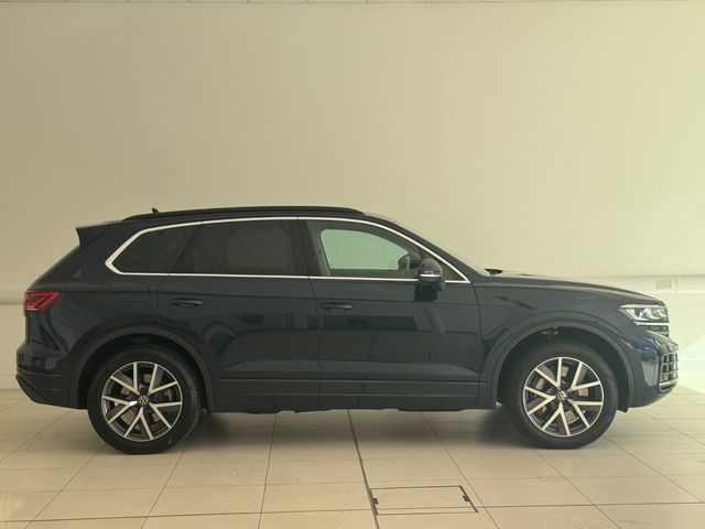 Image for 2024 Volkswagen Touareg 3.0TSI PHEV 381HP 4M DSG Elegance