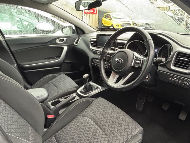 Image for 2018 Kia Ceed 1.6 Crdi K2 Edition / Sat Nav