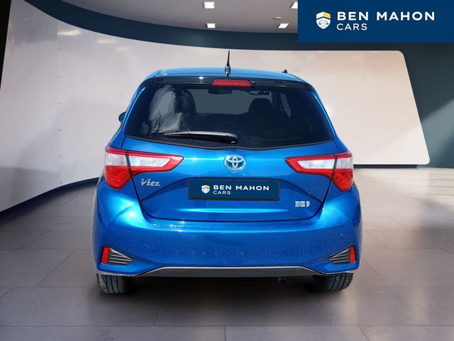 Image for 2017 Toyota Yaris Hybrid Luxury