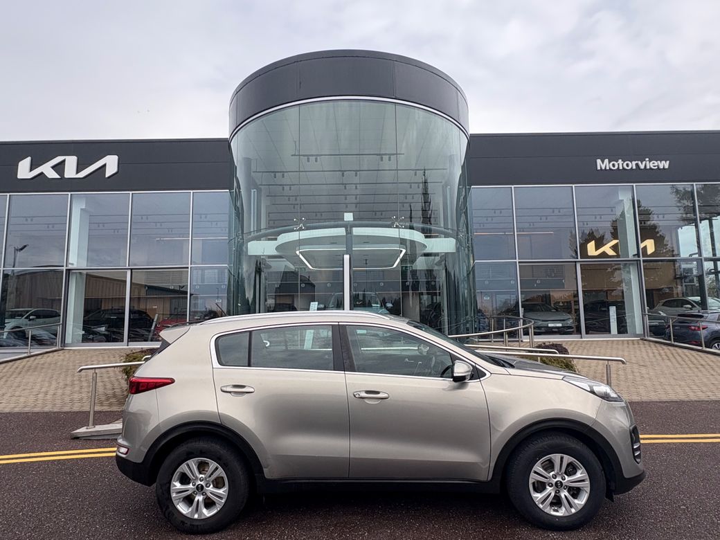 Image for 2017 Kia Sportage 1.7D Sportage, Bluetooth, Multi-Function Steering Wheel, Rear Parking Sensors, Sat Nav, AUX Connection, Traction Control