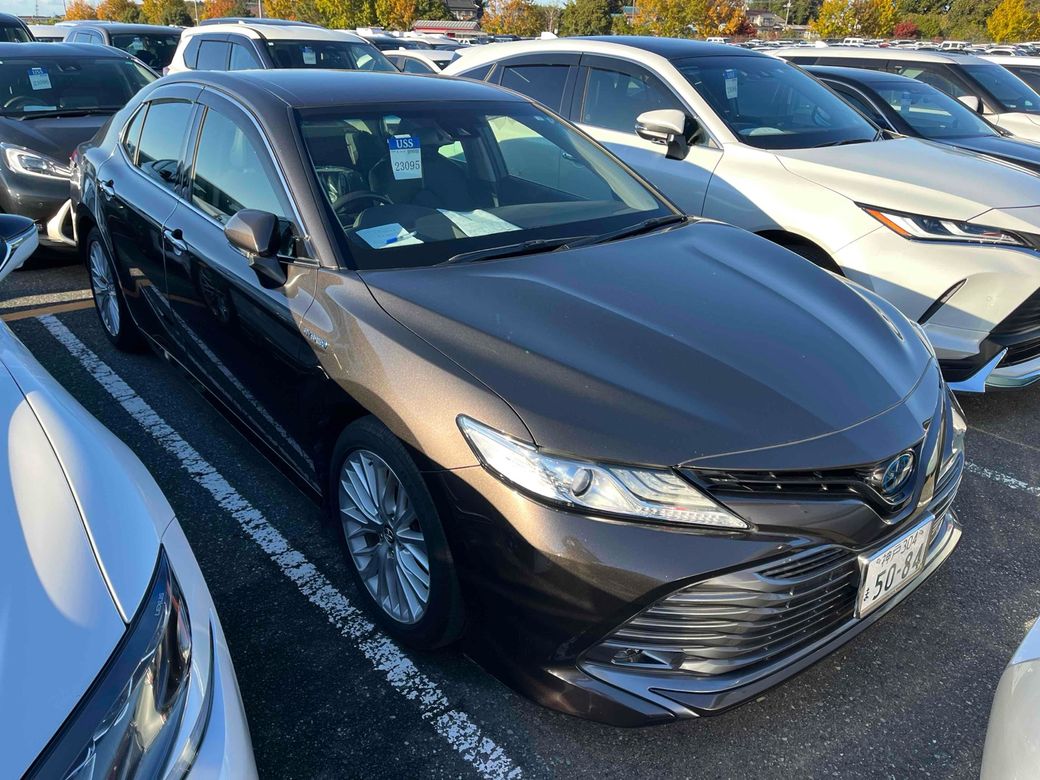 Image for 2018 Toyota Camry G PLATINUM HYBRID AUTOMATIC HYBRID 2.5 PETROL //HIGH SPEC//FULL LEATHER ELECTRIC HEATED SEATS//REVERSE CAMERA//ADAPTIVE CRUISE CONTROL//KEYLESS ENTRY//