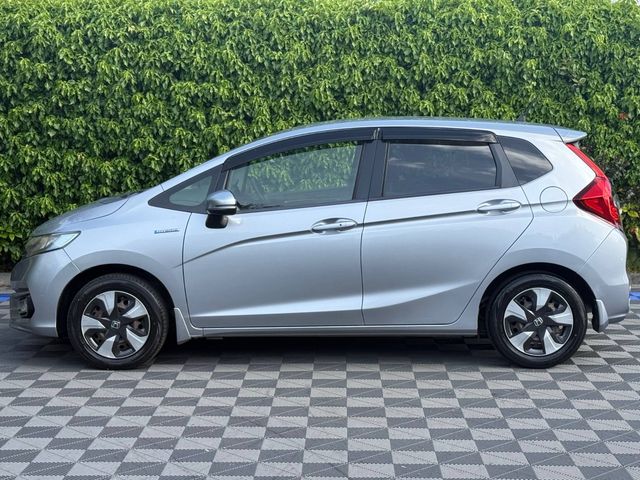 Image for 2017 Honda Fit F-PACKAGE 1.5 HYBRID AUTO // SERVICE HISTORY // REVERSE CAMERA // LANE ASSIST