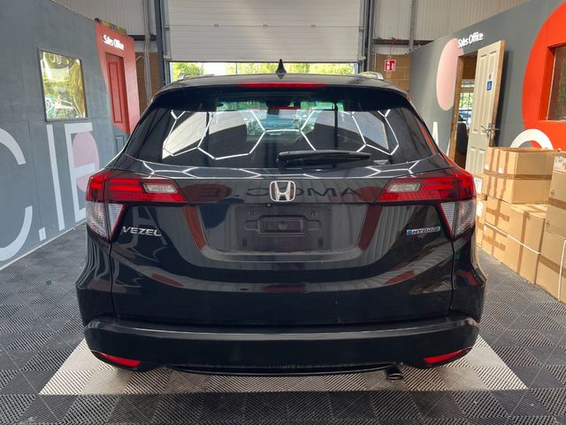 Image for 2018 Honda Vezel 2018 HONDA VEZEL HYBRID Z 1.5 AUTOMATIC / CRUISE CONTROL / PARKING CAMERA / HEATED SEATS / PADDLE SHIFTERS AND MORE