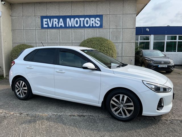 Image for 2017 Hyundai i30 DELUXE 1.6 DIESEL //REVERSE CAMERA// 