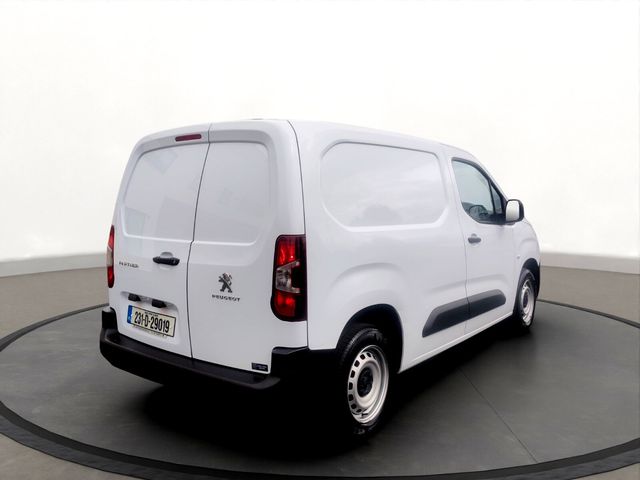 Image for 2023 Peugeot Partner 