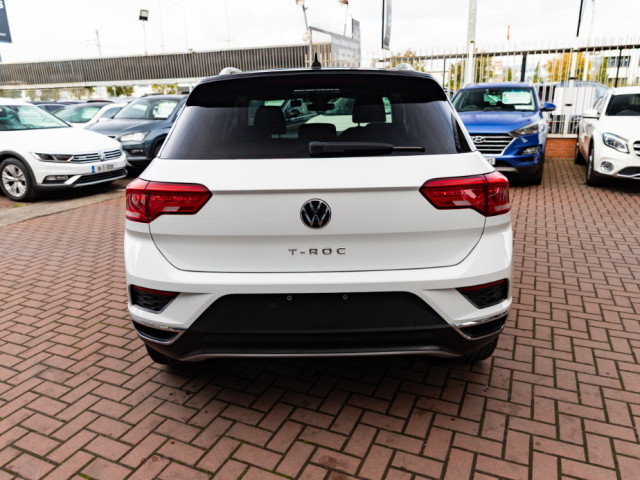 Image for 2022 Volkswagen T-Roc 2.0TDI 150BHP DESIGN STYLE 5DR ESTATE AUTOMATIC 