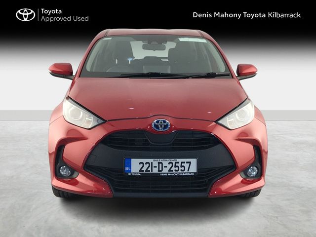Image for 2022 Toyota Yaris HYBRID LUNA