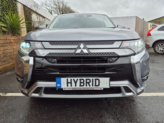 Image for 2020 Mitsubishi Outlander 2.4 PHEV / INTENSE SAFETY PACK / HIGH SPEC / TAX €160 (202 REG)