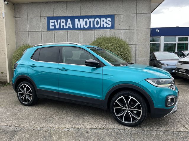 Image for 2021 Volkswagen T-Cross FIRST EDITION AUTOMATIC 1.0 PETROL //LOW MILES//KEYLESS ENTRY//REVERSE CAMERA//BLIND SPOT WARNING//ADAPTIVE CRUISE CONTROL// 