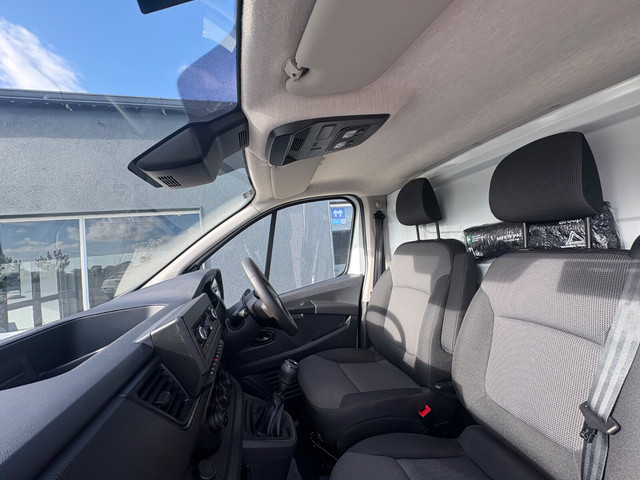 Image for 2024 Renault Trafic 