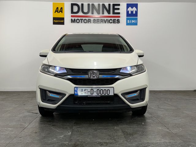 Image for 2014 Honda Fit **L PACKAGE**16"ANTHRACITE ALLOY WHEELS**REAR SPOILER**KEYLESS ENTRY AND START**ANDROID/APPLE CARPLAY**TOUCH SCREEN RADIO**IRISH RADIO STATIONS**DIGITAL CLIMATE CONTROL**CRUISE CONTROL**REVERSE CAMERA