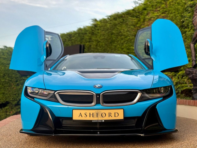 Image for 2017 BMW i8 BMW i8 HUGE SPEC MEXICO BLUE 357BHP