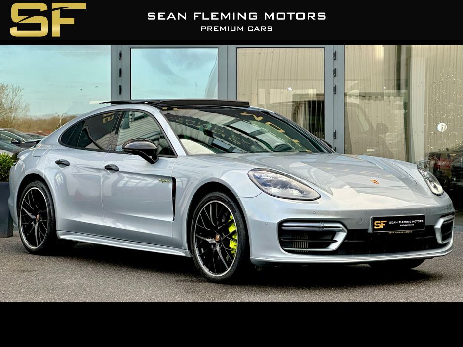 Image for 2022 Porsche Panamera 2+2 E-HY E-HYBRID CARBON TRIM