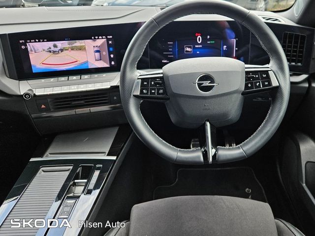 Image for 2024 Opel Astra (19) GS 54KWh EV 155PS