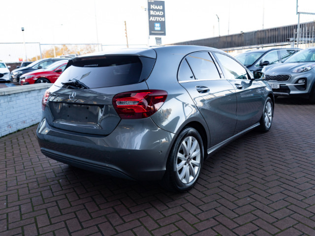 Image for 2017 Mercedes-Benz A 180 