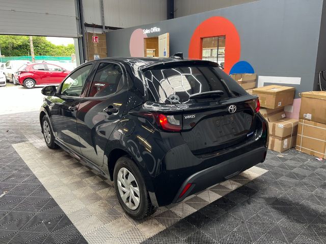 Image for 2021 Toyota Yaris 2021 TOYOTA YARIS X 1.0 AUTOMATIC / REVERSE CAMERA AND MORE