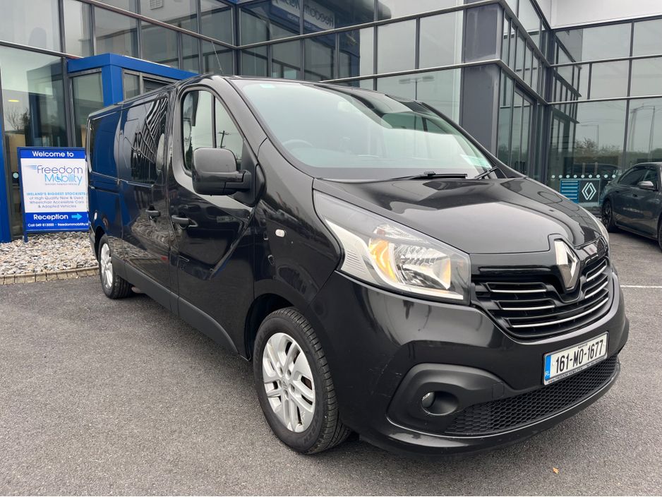 Image for 2016 Renault Trafic MINIBUS Wheelchair Accessible