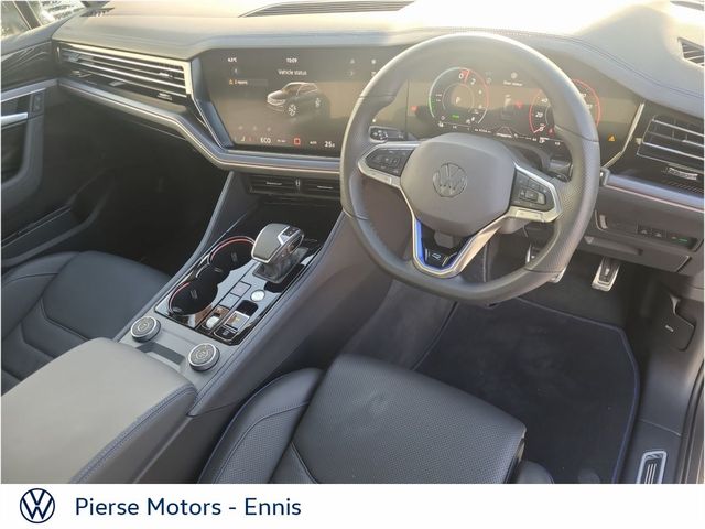 Image for 2025 Volkswagen Touareg Touareg V6 R Tsi Phev Auto 462 4wd - Matte Grey