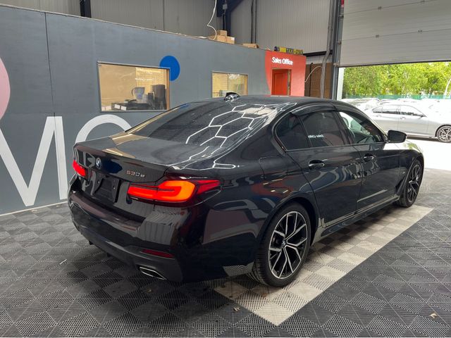 Image for 2021 BMW 5 Series €32950 2021 BMW 530E M-SPORT EDITION 2.0 AUTOMATIC / CRUISE CONTROL / 360° CAMERA / ELECTRIC MEMORY & HEATED SEATS / PADDLE SHIFTERS / AMBIENT LIGHTS AND MORE