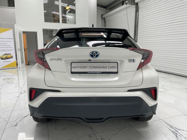 Image for 2019 Toyota C-HR 1.8 HYBRID SOL