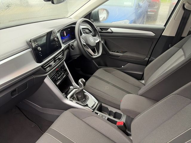 Image for 2024 Volkswagen T-Roc SPECIAL EDITION 1.0TSI 116HP MANUAL
