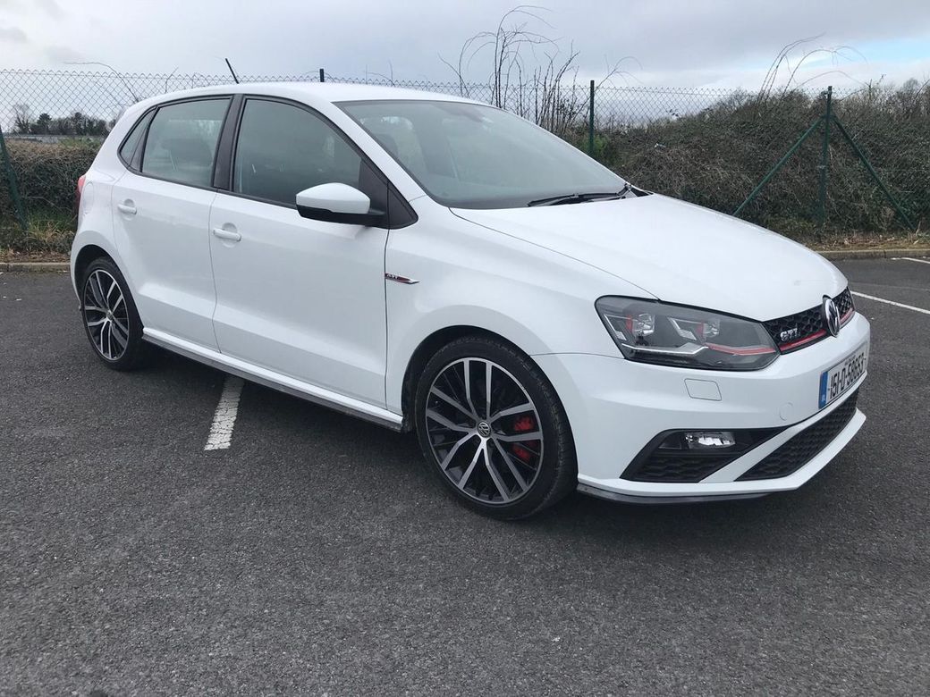 Image for 2015 Volkswagen Polo Trendline