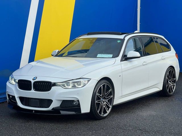 Image for 2018 BMW 3 Series 320d M-SPORT COMPETITION TOURING // OPENING PAN ROOF // NEW 20" M3 COMP ALLOYS // SUEDE M-SPORT INTERIOR