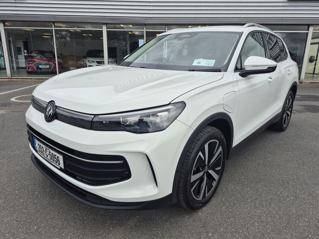 Image for 2025 Volkswagen Tiguan 1.5 PHEV Edition 75 204bhp Automatic
