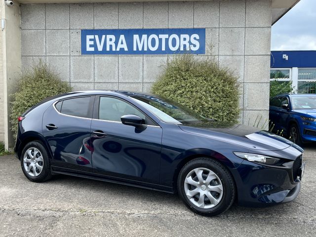 Image for 2023 Mazda Mazda3 S AUTOMATIC 1.5 PETROL //REVERSE CAMERA//BLIND SPOT WARNING//HEAD UP DISPLAY//ADAPTIVE CRUISE CONTROL//