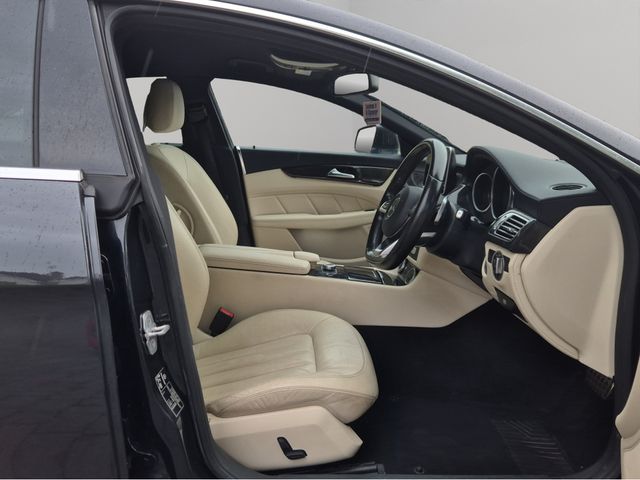 Image for 2016 Mercedes-Benz CLS Class 350 D AMG SPORT * 	MAGNETITE BLACK METALIC / BEIGE LEATHER * SAT NAV *18" AMG WHEELS * HEATED SEATS * REVERSE CAMERA * 