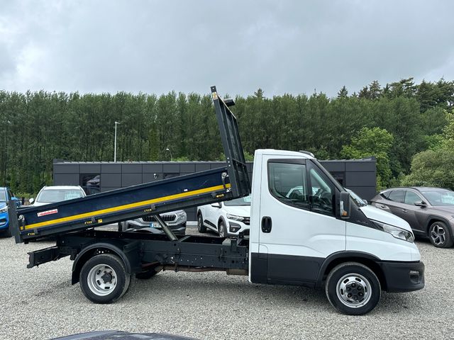 Image for 2022 Iveco Daily 3.5 Tonne Twin Wheel Tipper 140 BHP