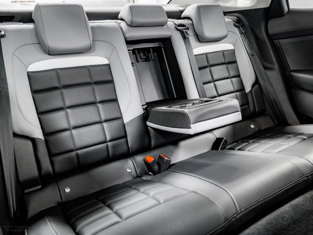 Image for 2026 Citroen C4 X ë-MAX 54kWh Auto 156HP