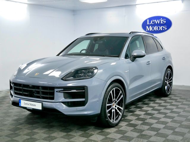 Image for 2025 Porsche Cayenne V6 E-HYBRID HIGH SPEC, BURMESTER, LED LIGHTS, AIR SUSPENSION, SPORT CHRONO