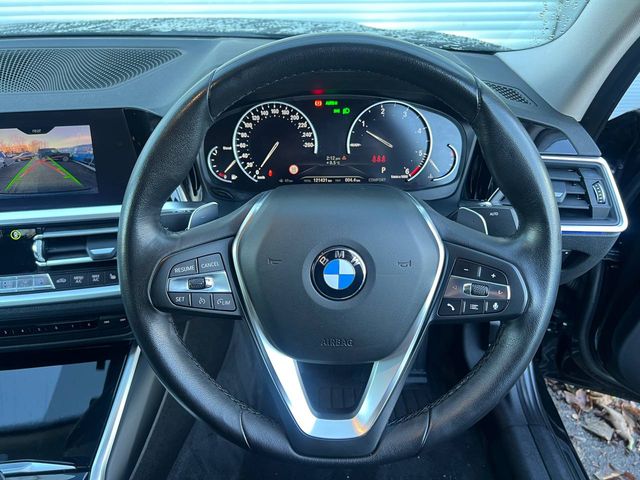 Image for 2019 BMW 3 Series 320d XDRIVE AUTO // M-SPORT ALLOYS // LEATHER HEATED SEATS // REVERSE CAMERA