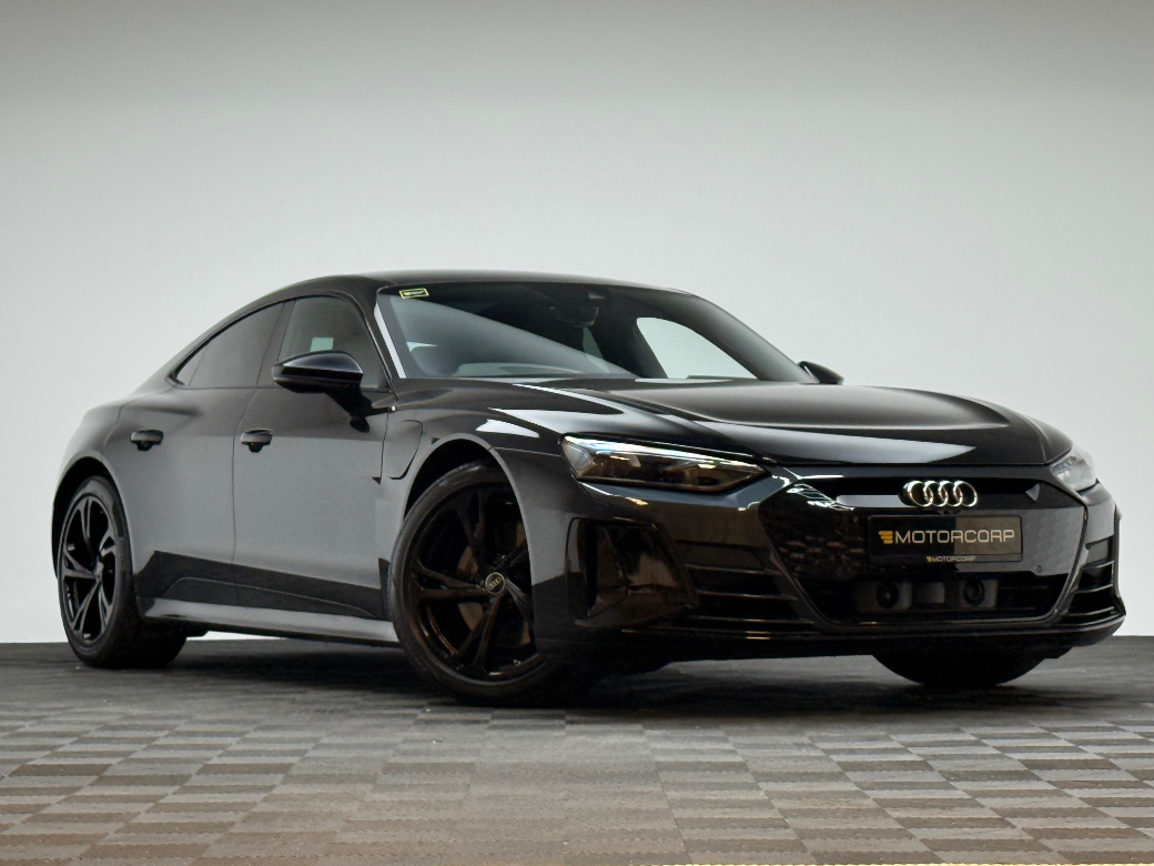Image for 2023 Audi e-tron GT GT 522HP QUATTRO *PAN ROOF*