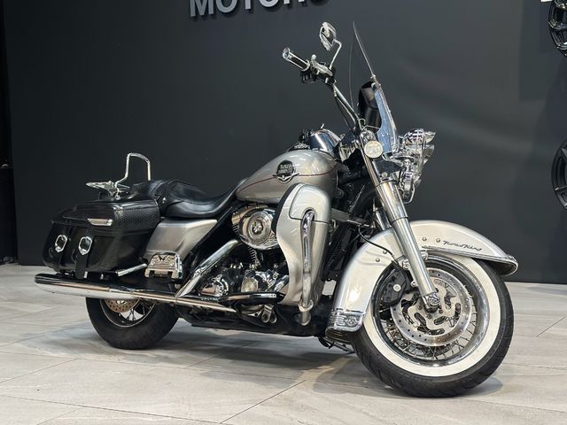 Image for 2008 Harley-Davidson Dyna Glide Road King