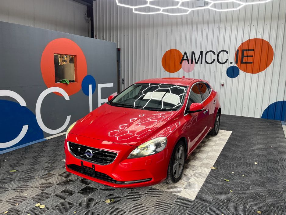 Image for 2014 Volvo V40 ONLY €10950! 2014 VOLVO V40 AUTOMATIC 1.6L PETROL / 75K KMS / ADAPTIVE CRUISE, HEATED SEATS & MORE
