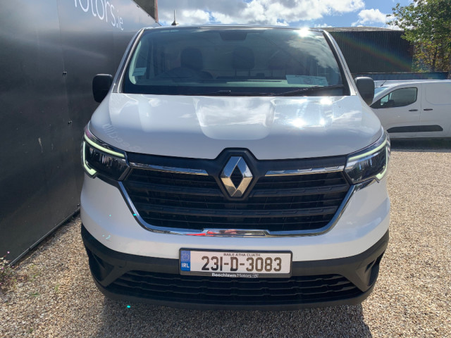 Image for 2023 Renault Trafic Business Blue LWB 2.0CDI 130PS // CVRT 10/27 // LOW MILEAGE // FULL SERVICE HISTORY // 