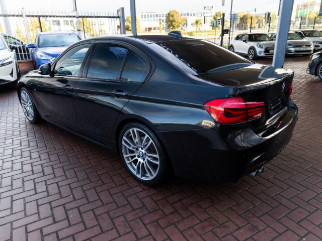 Image for 2018 BMW 3 Series 320d M-SPORT SHADOW EDITION 4DR SALOON AUTOMATIC // STUNNING CAR IN IMMACULATE CONDITION // WELL WORTH VIEWING // BUY WITH CONFIDENCE AA AND SIMI APPROVED DEALER 2025 // FINANCE ARRANGED // ALL TRADE 
