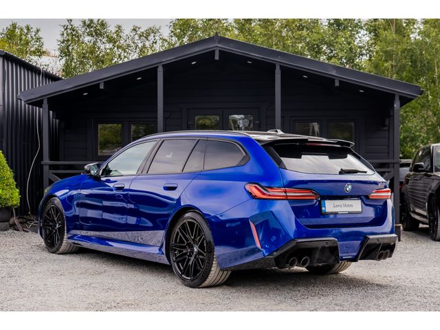 Image for 2025 BMW M5 TOURING, 730BHP, HIGH SPEC, SILVERSTONE INTERIOR, PAN ROOF, BOWERS & WILKINS SOUND SYSTEM, CARBON INTERIOR TRIM, 360 CAMERA, COMFORT PACK, DRIVING ASSIST PROFESSIONAL